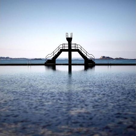 Le Plongeoir De Bon-Secours Lägenhet Saint-Malo Exteriör bild